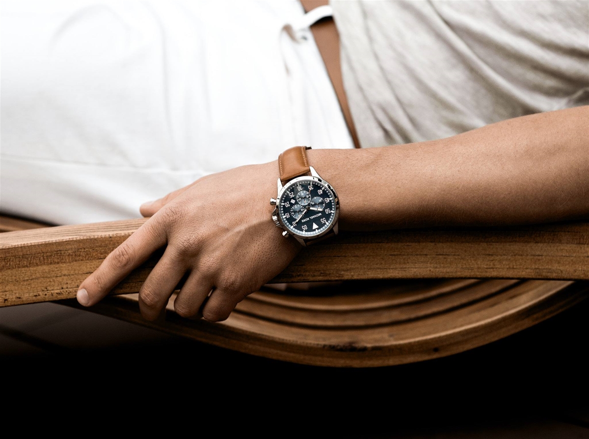 Làm thế nào để mua đồng hồ đeo tay đúng kích thước cổ tay